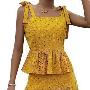 House of Harlow 1960 Yellow Mustard Eyelet Peplum Sleeveless Top US S